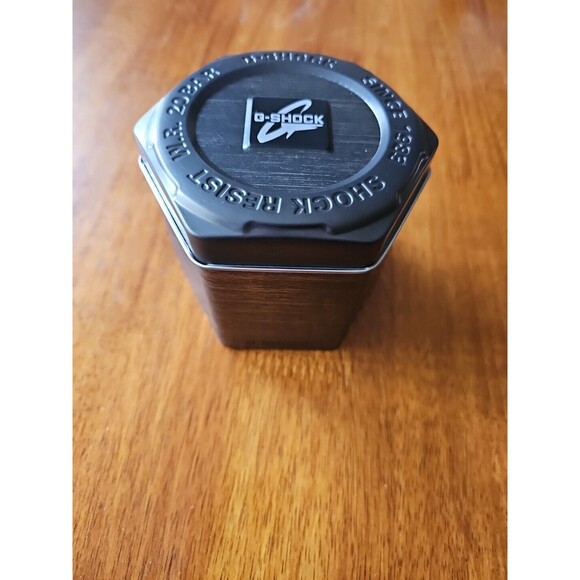 Relic Watch Men Stainless Silver Steel Date 50m Water Resist Battery Gray Quartz - Picture 2 of 7